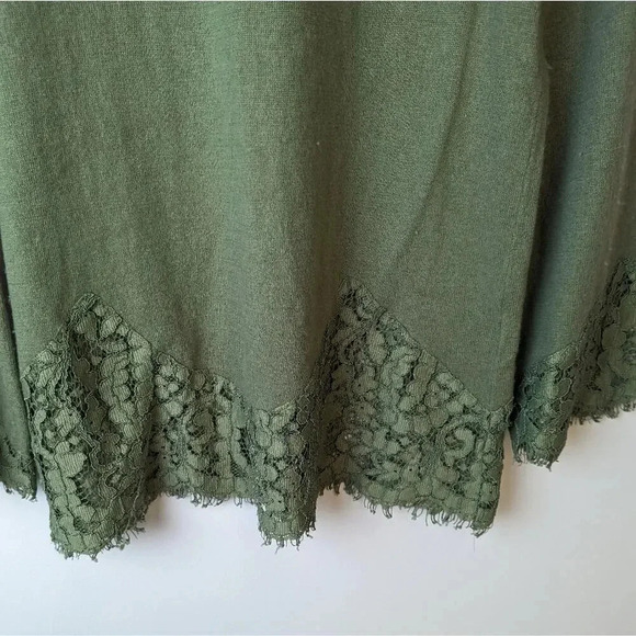 Soft Surroundings Isabeau Lace Trim Top / Small - Picture 4 of 6